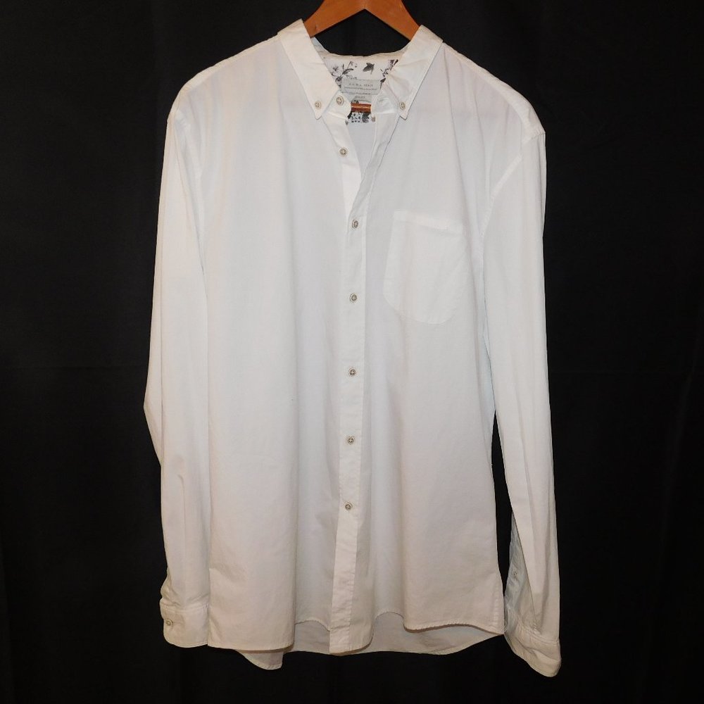 Zara Man Slim Fit Button Down Shirt Size XL